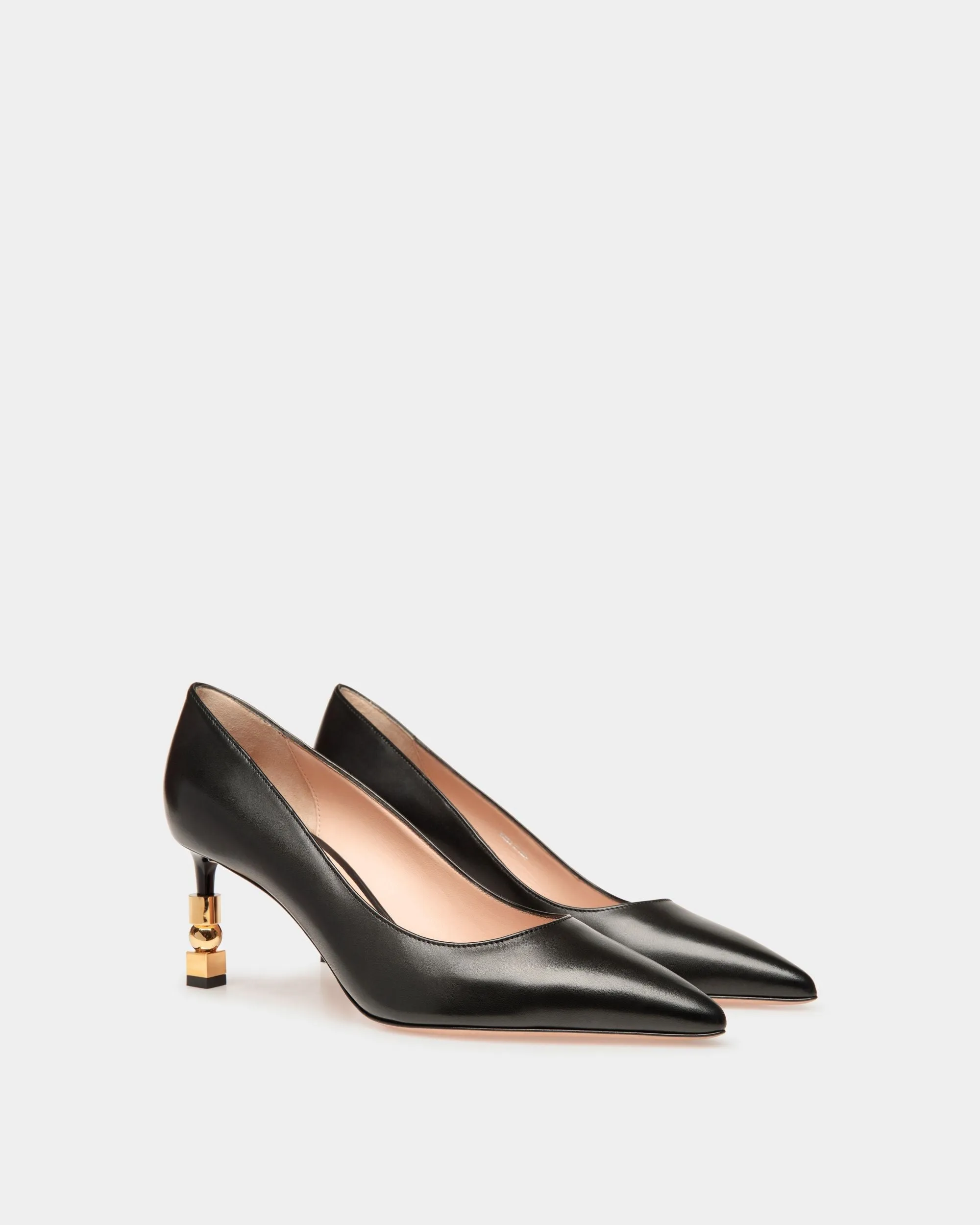 Block Pumps In Black Leather