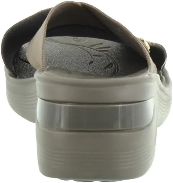 BZees Women's Desire Slide Sandal