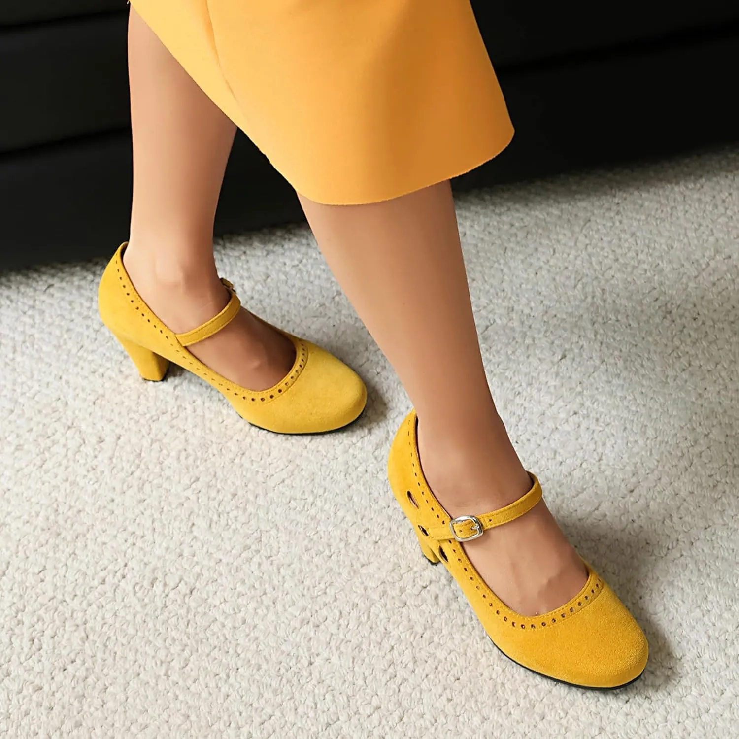 Elerhythm Women's Mary Jane Teardrop Cutout Classic and Retro 1920s Pump Heels 1950s Vintage Round Closed Toe 1940s Ankle Strap Dress Shoes