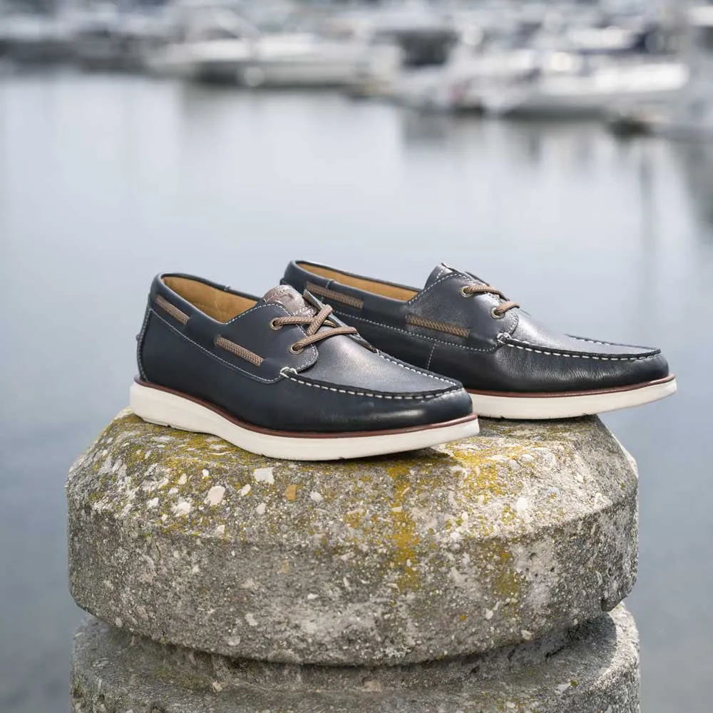 Florsheim Tropics Navy Elastic Lace Moc Toe Men’s Boat Shoes