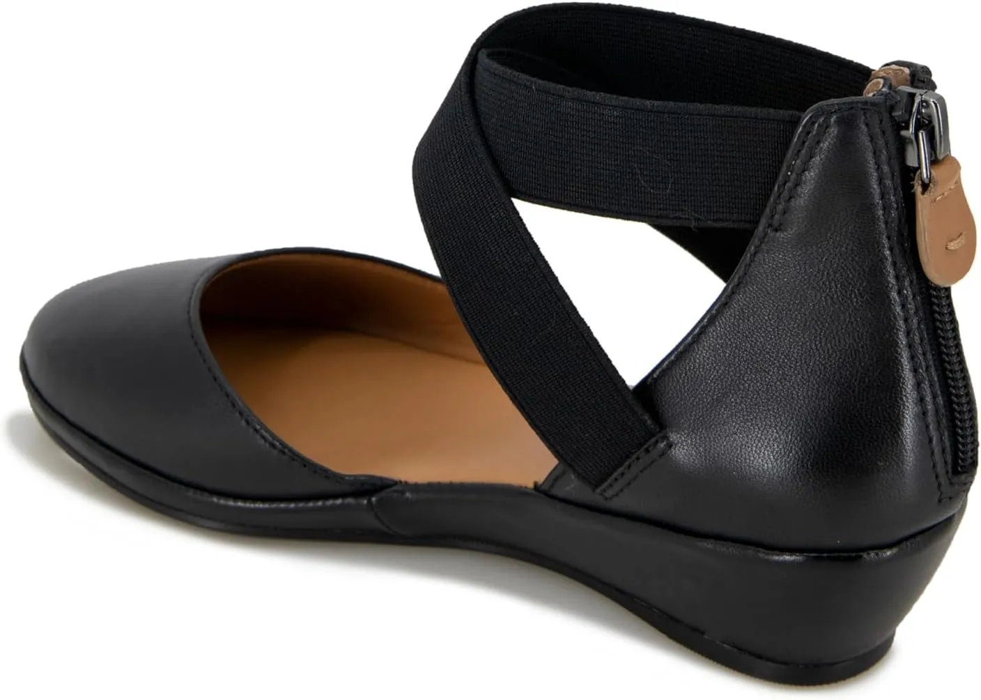 Gentle Souls by Kenneth Cole Women's Noa Wedge Sandal