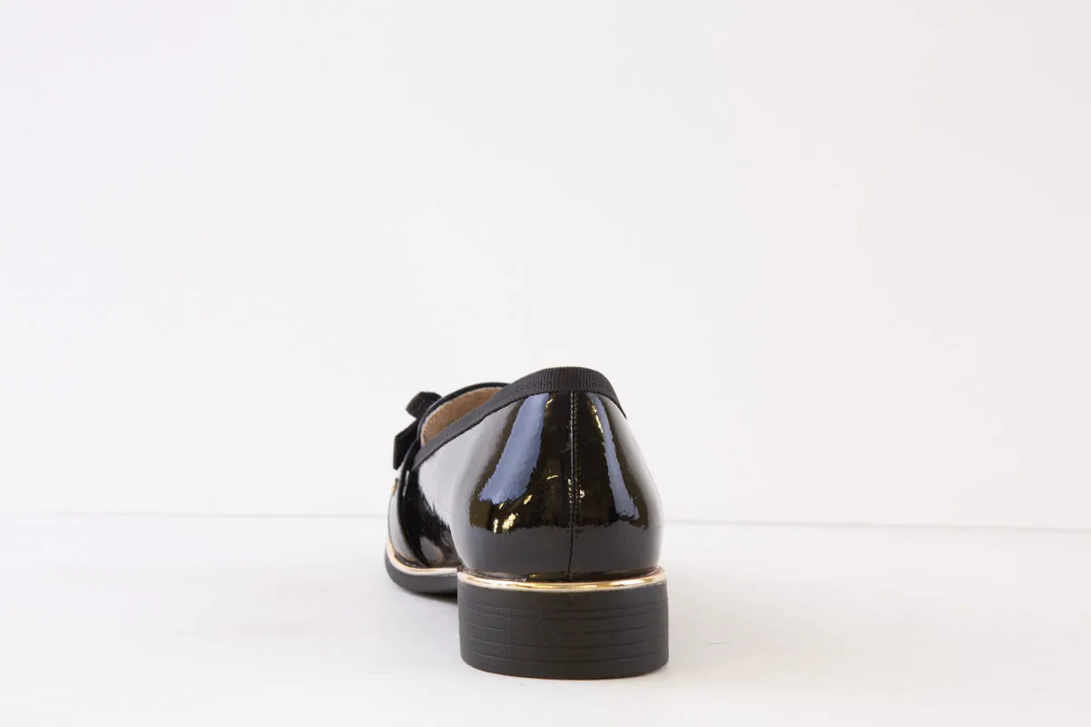 LUNAR - FLB105 ELGIN-LOW HEEL SLIP-ON SHOE - BLACK PATENT