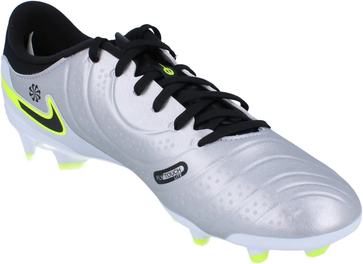 Nike Men's Soccer Shoe