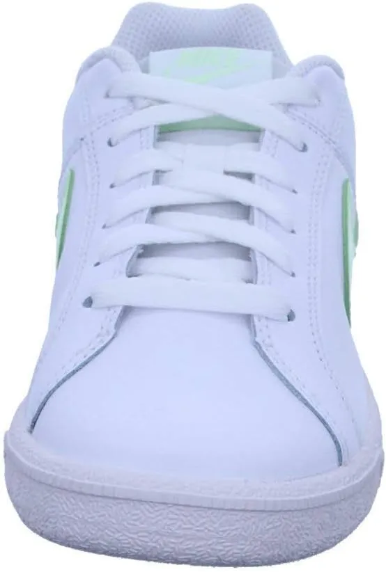 Nike Women's Tennis Shoe