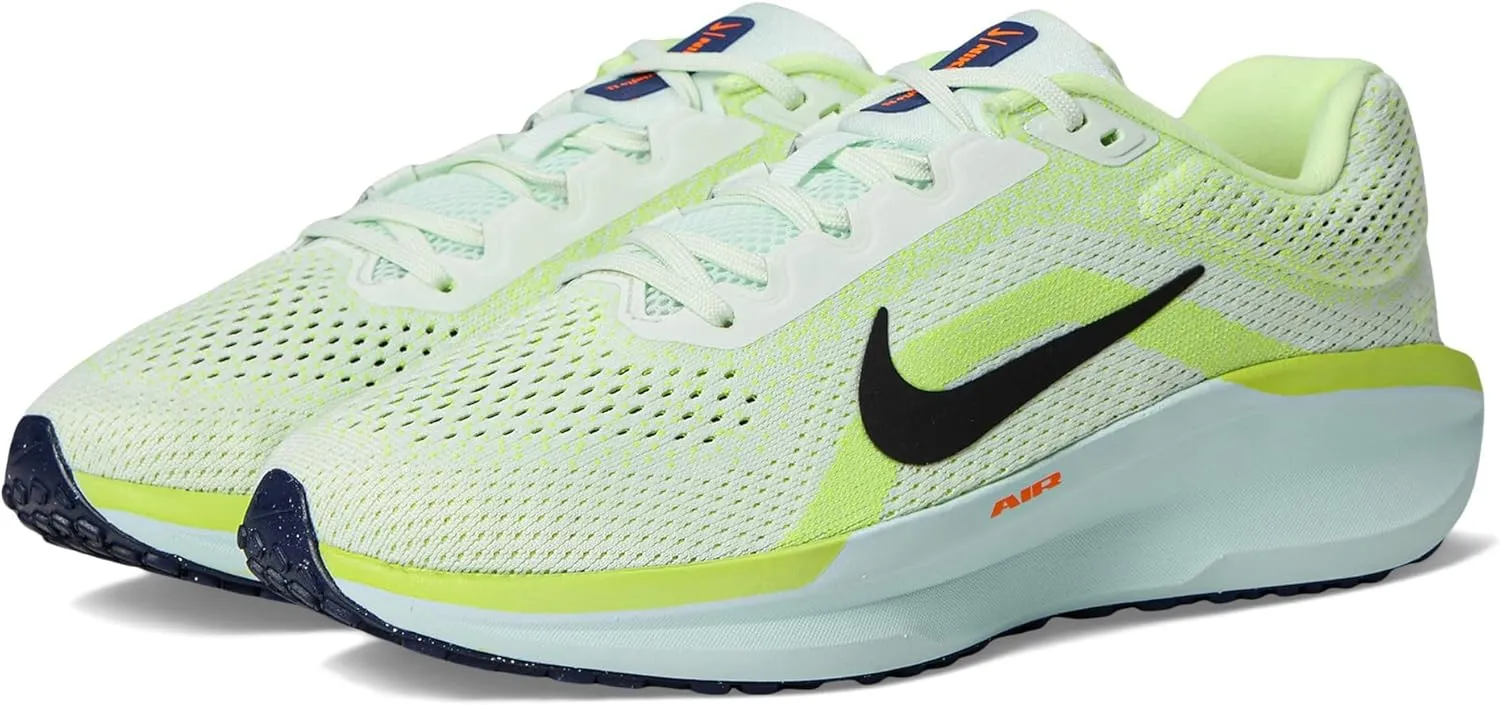 Nike Women's Winflo 11 Sneaker