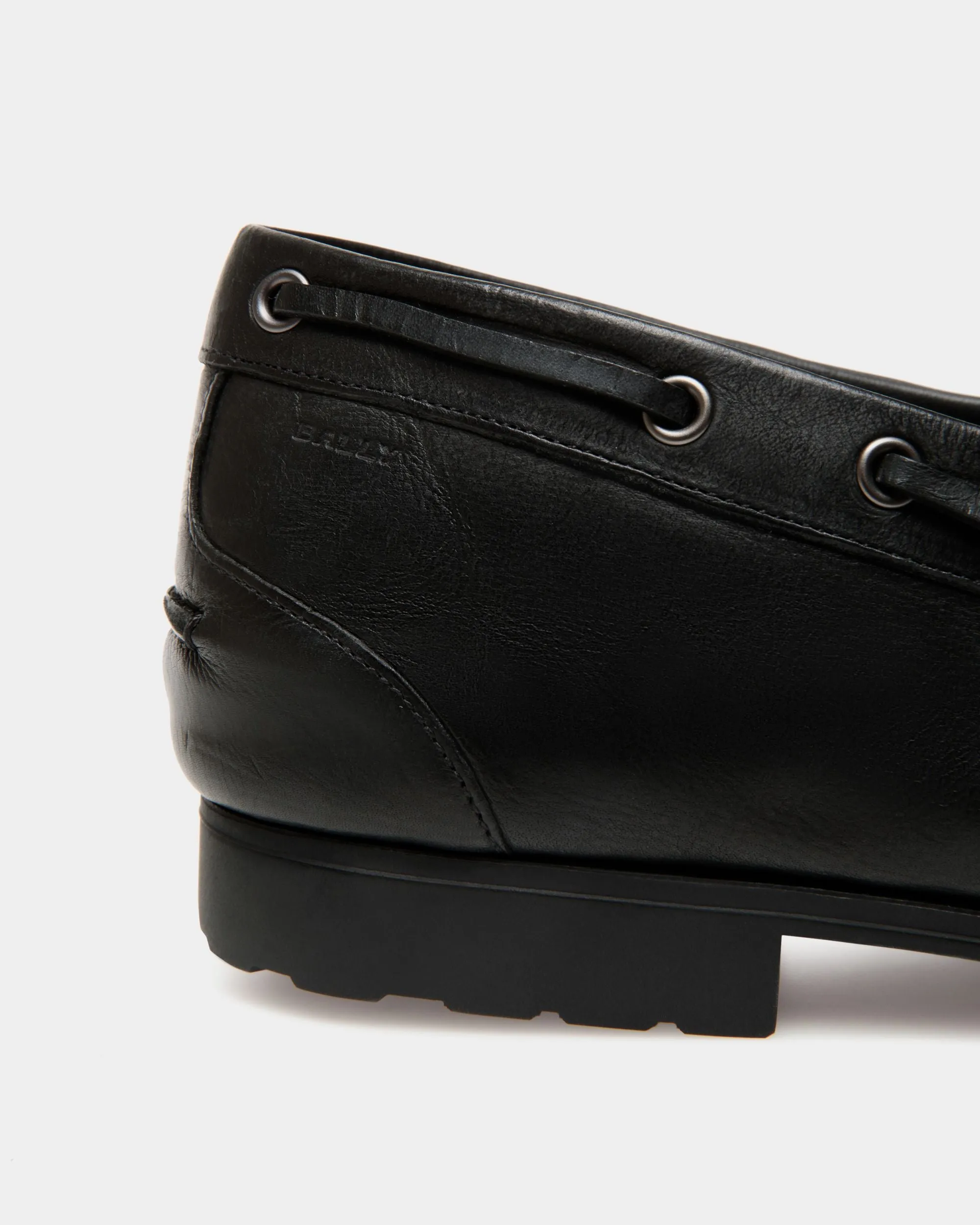 Plume Loafer In Black Leather