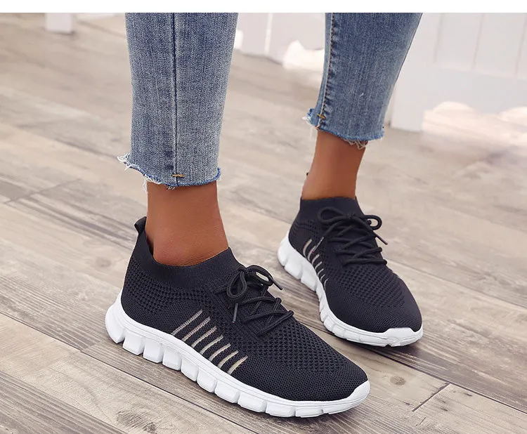 Round Toe Mesh Casual Sneaker