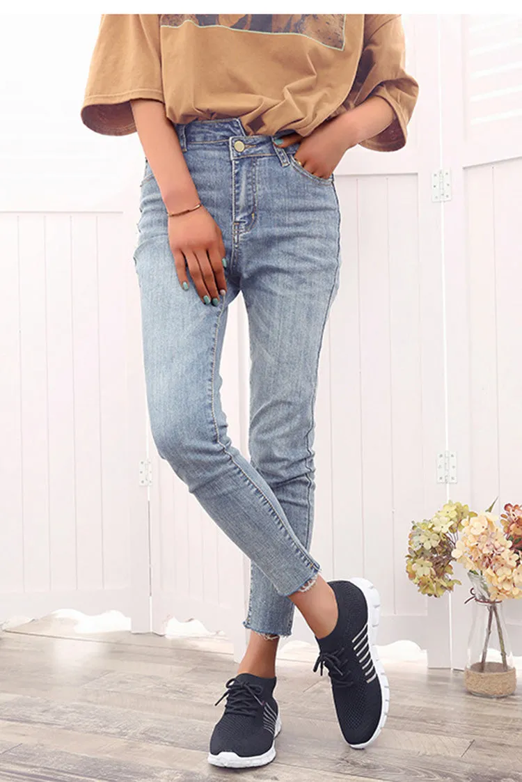 Round Toe Mesh Casual Sneaker