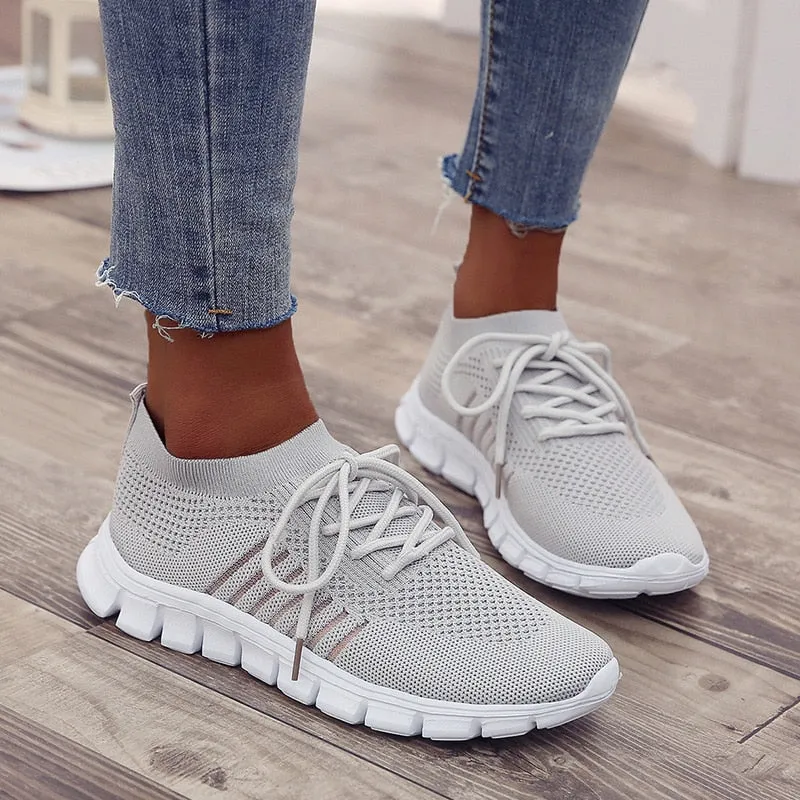 Round Toe Mesh Casual Sneaker