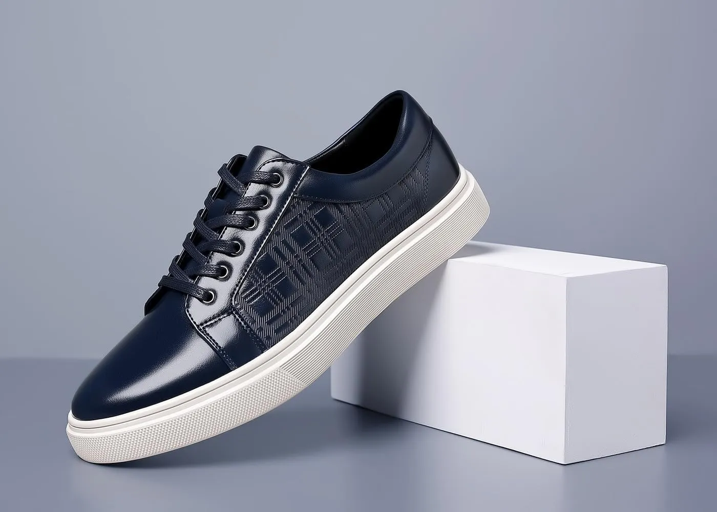 Santimon Men's Low-Top Leather Sneakers Classic Plaid Slip On Shoes