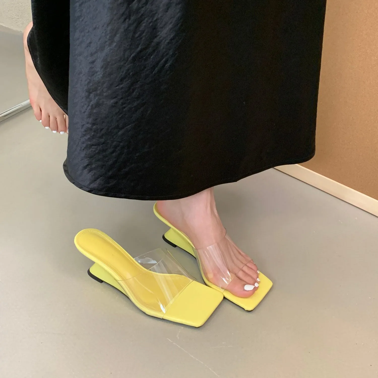 Sculpted Slide Sandals
