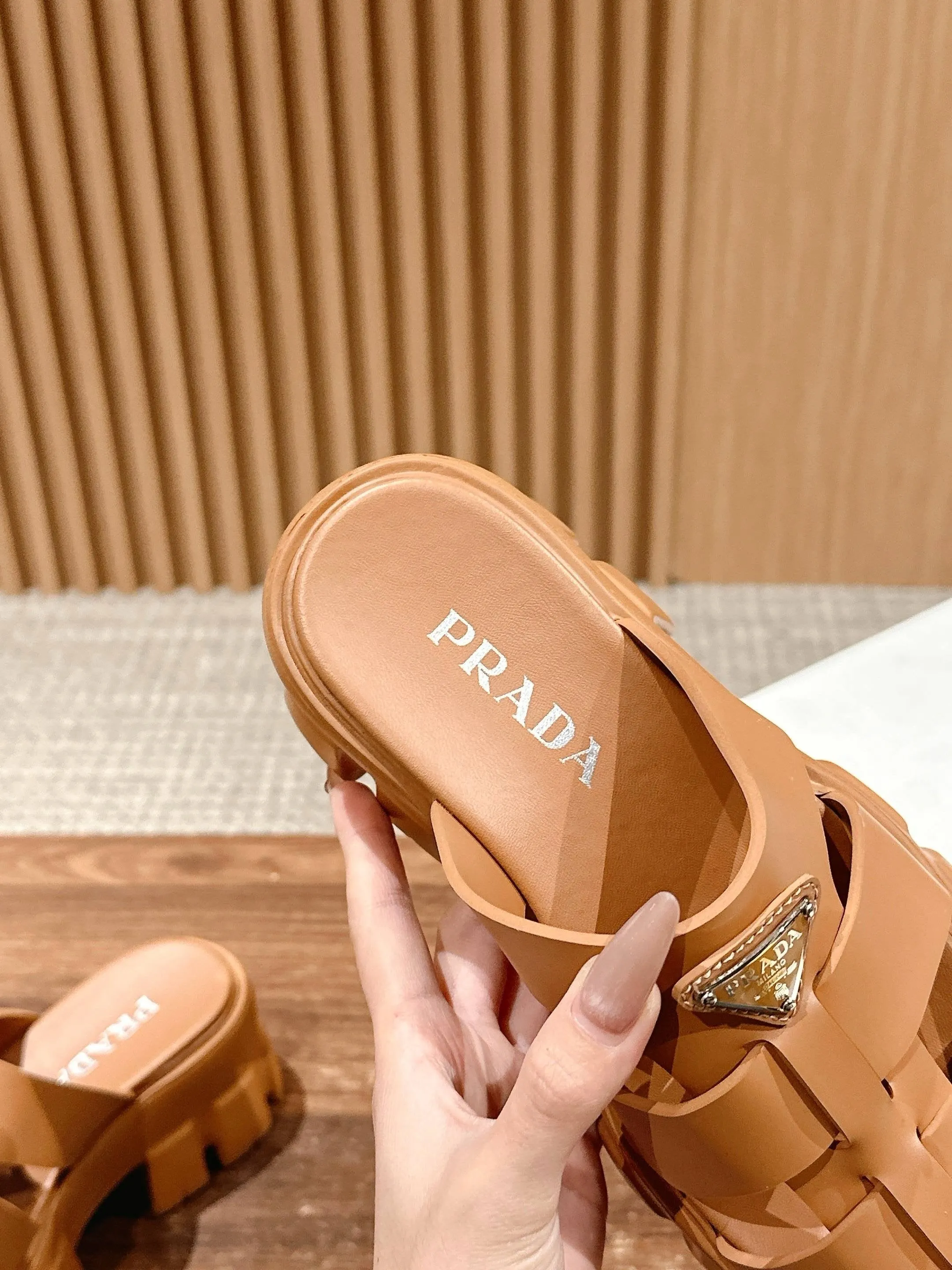 SE1599 Prada Monolith Rubber Mules / Size5-10