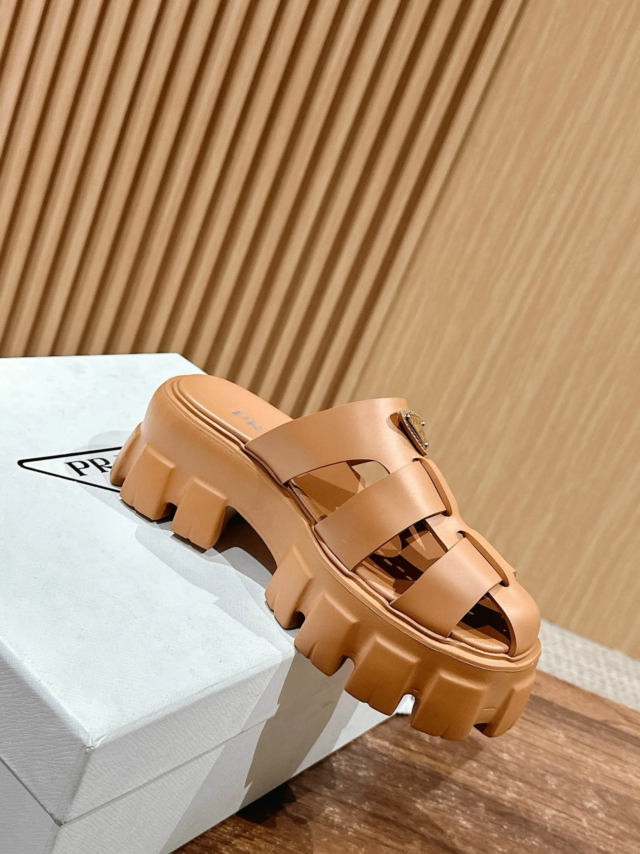 SE1599 Prada Monolith Rubber Mules / Size5-10