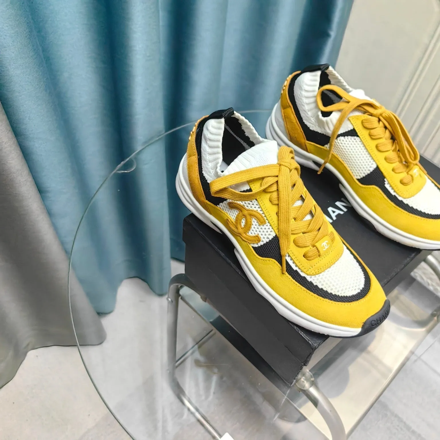 Sneaker Yellow Suede And Mesh White Special members discount CHANEL Fabric Polyester Referral discount