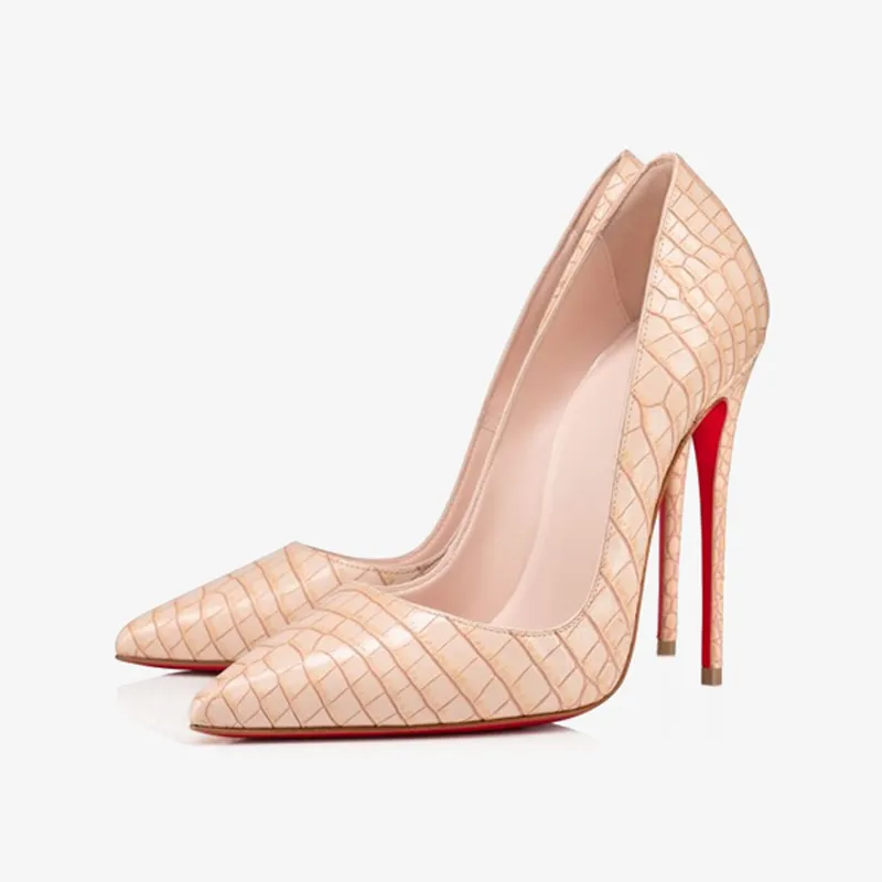 Trendy Embossed Mock Croc Pump