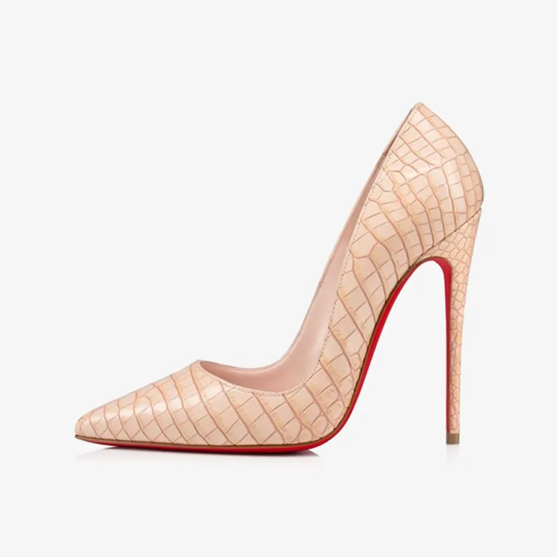Trendy Embossed Mock Croc Pump