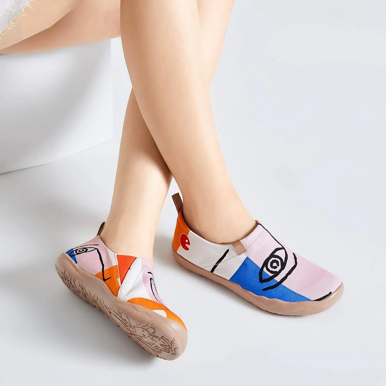 UIN Women's Artistic Design Slip-On Microfiber PU Shoes Stylish Comfortable Casual Loafers Lightweight Everyday Travel Footwear