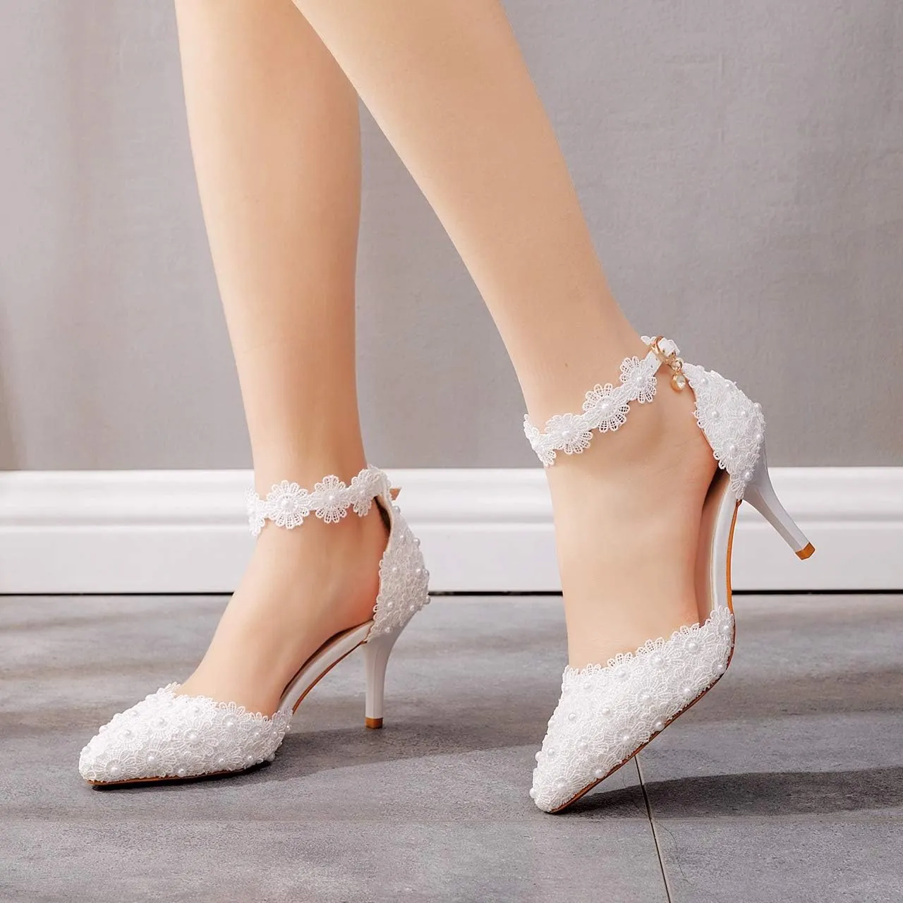 Women High Heels Sandals White Lace Pearls Wedding Shoes Pointed Toe Bridal Shoes