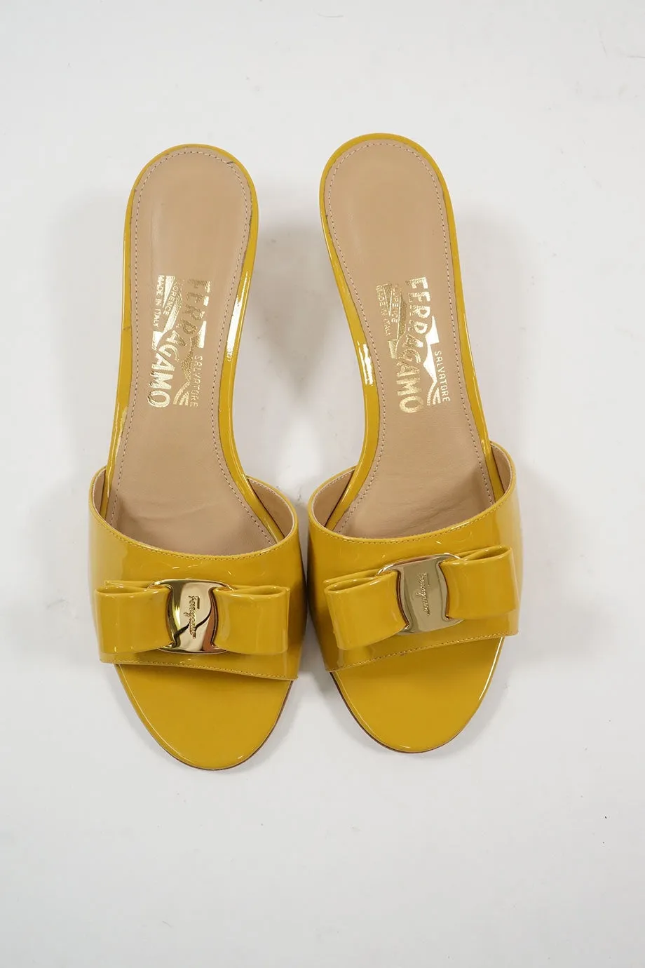 [WS6242] Salvatore Ferragamo | Low Heel Pump
