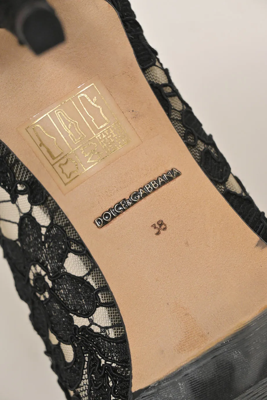 [WS7710] Dolce & Gabbana | Low Heel Pump